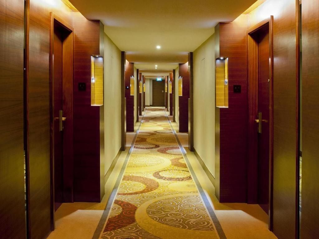 Emperor Hotel Macau Exterior foto